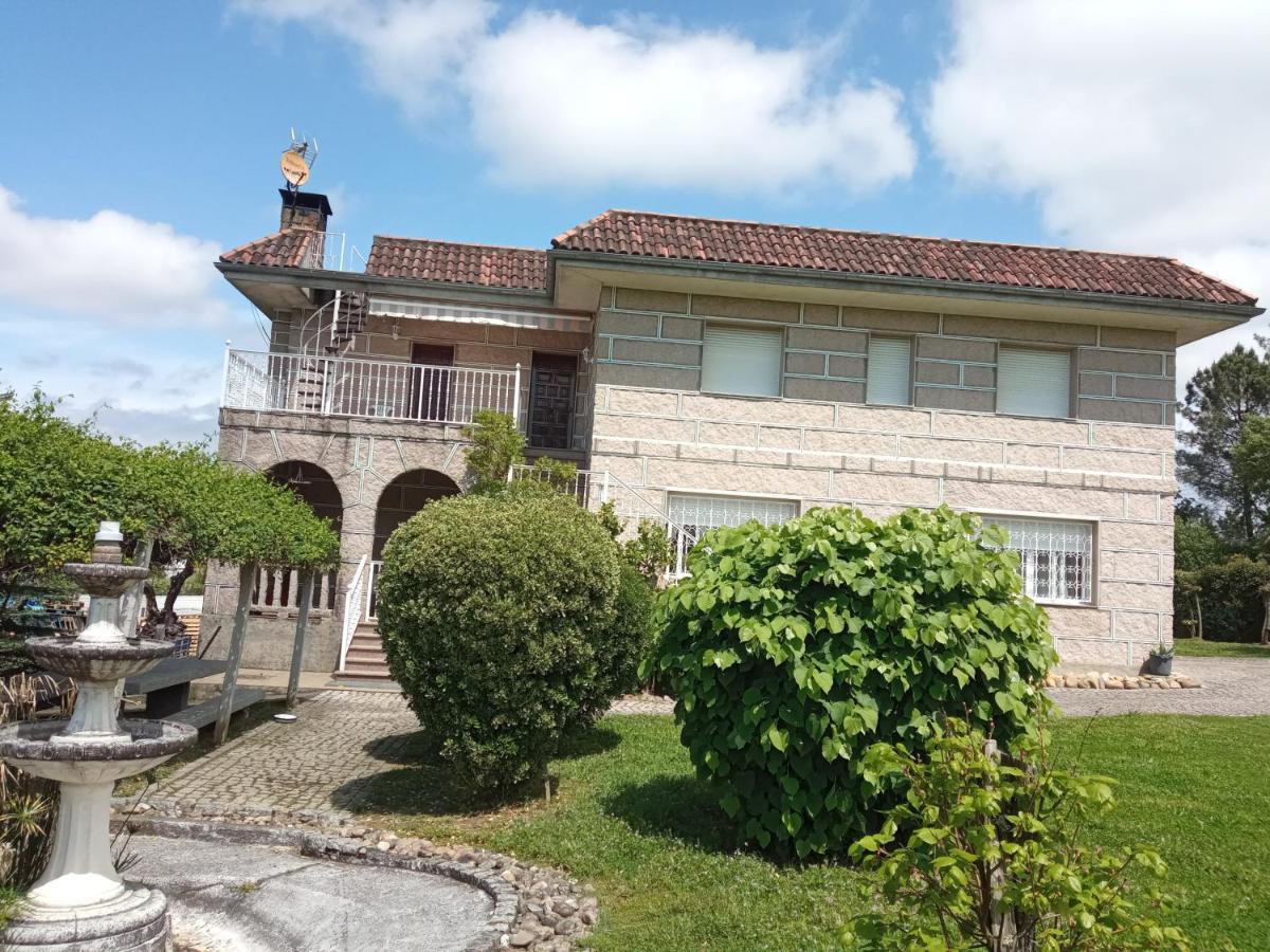 Gasthaus Casa Telizia Ourense Exterior foto
